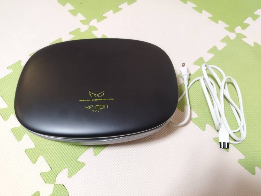 ケノン本体と電気コード