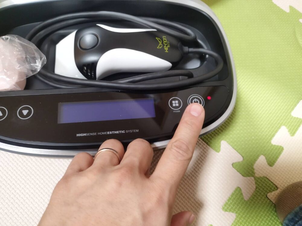 ケノン電源ボタンをタップ